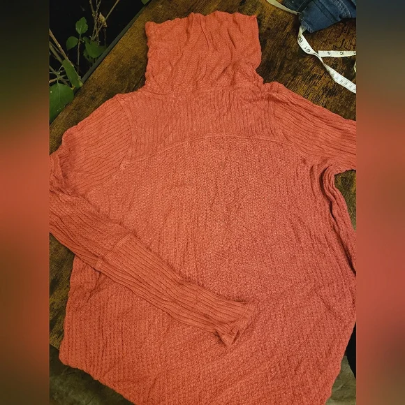 Free People hi low swing sweater stretchy boxy fit - Picture 10 of 13